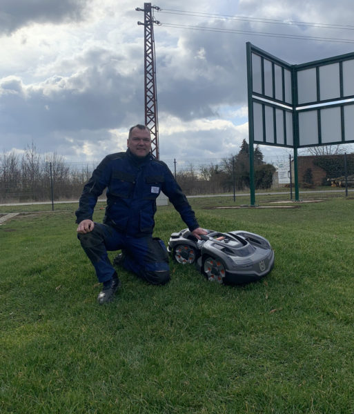 Husqvarna Mährobotor Mitarbeiter